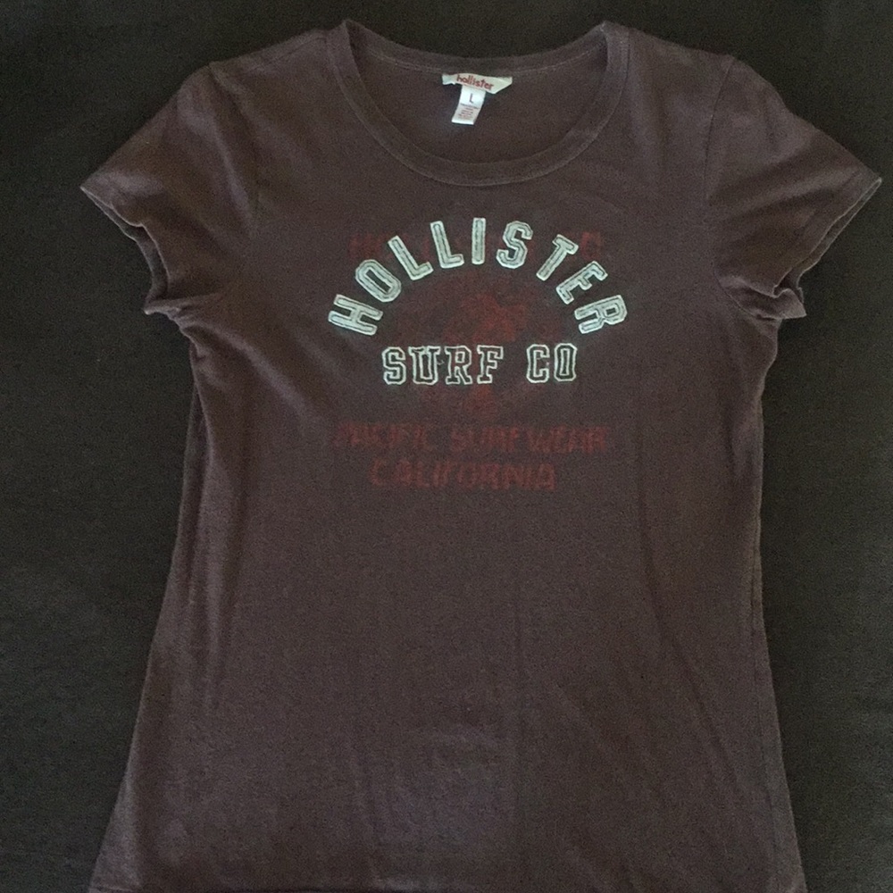Hollister shirt☀️☀️